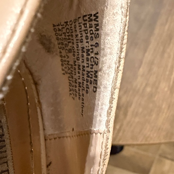 Jennifer Lopez Nude Peep-Toe Wedges - Picture 4 of 4